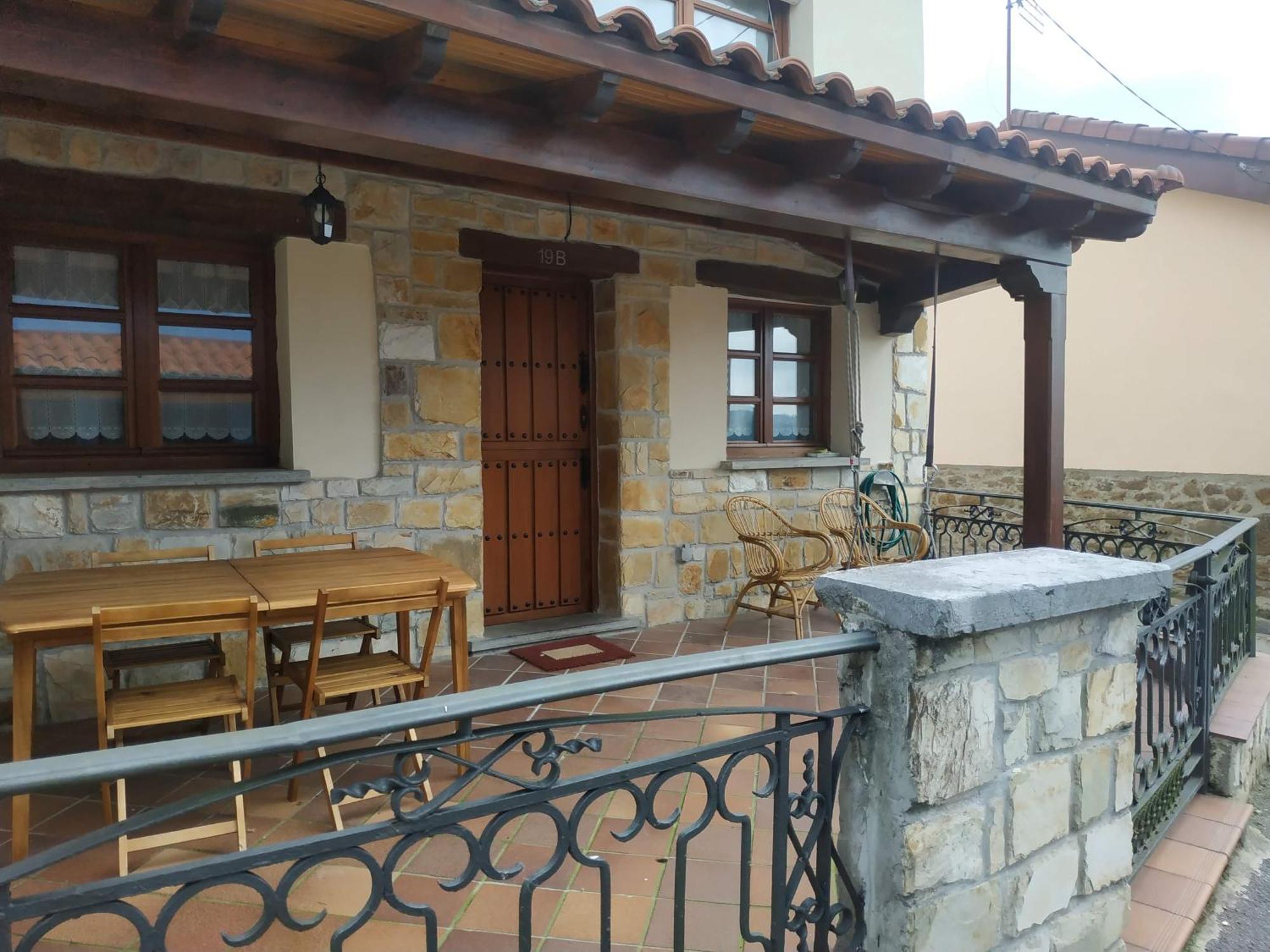 Вилла Casa Riola San Martin del Rey Aurelio Экстерьер фото